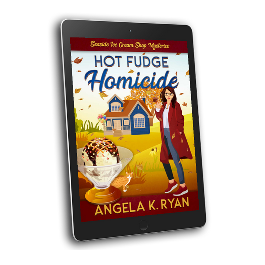 Hot Fudge Homicide (A Seaside Ice Cream Shop Mystery, Book 4), Ebook